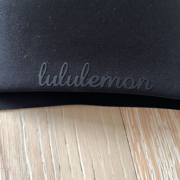 lululemon Hold True Bra Black Sz32C - Picture 4 of 10